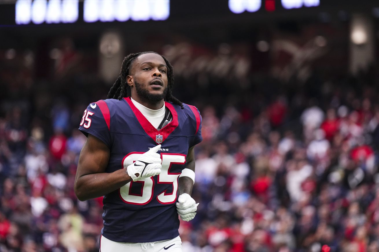 Tennessee Titans v Houston Texans