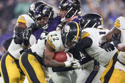 Pittsburgh Steelers v Baltimore Ravens