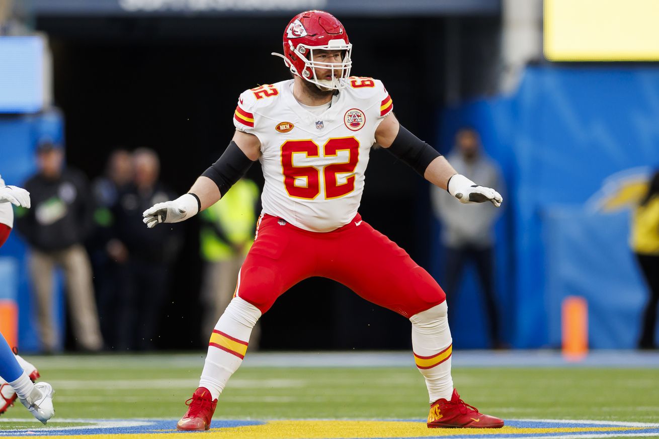 Kansas City Chiefs v Los Angeles Chargers