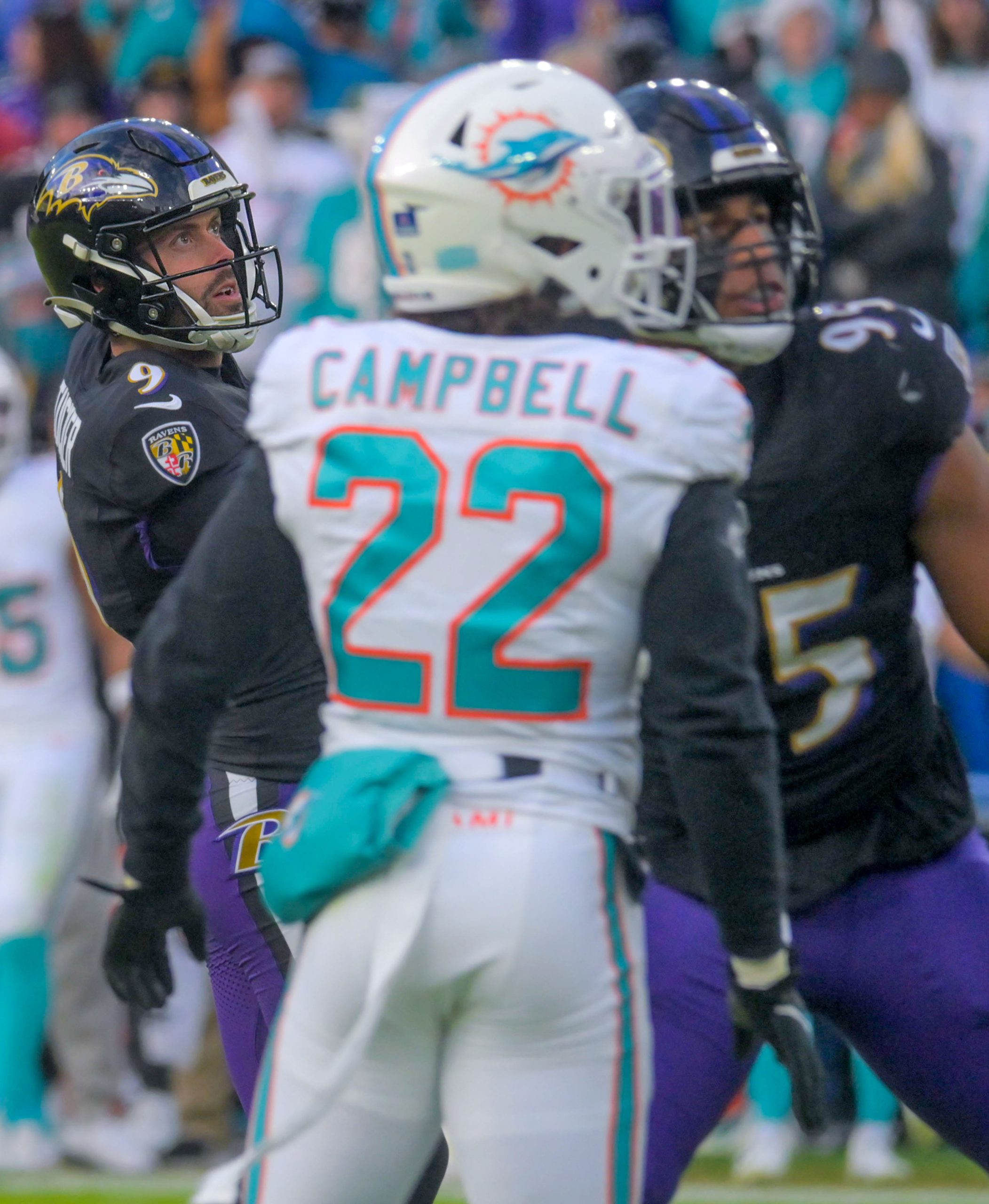 Baltimore Ravens kicker Justin Tucker adds the point after try...