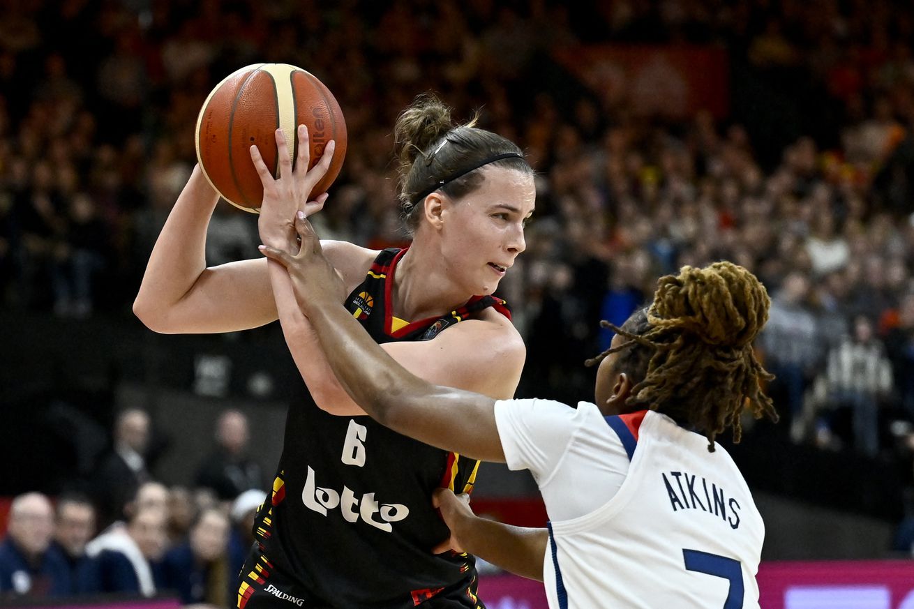 BASKETBALL-FIBA-WOMEN-BEL-USA
