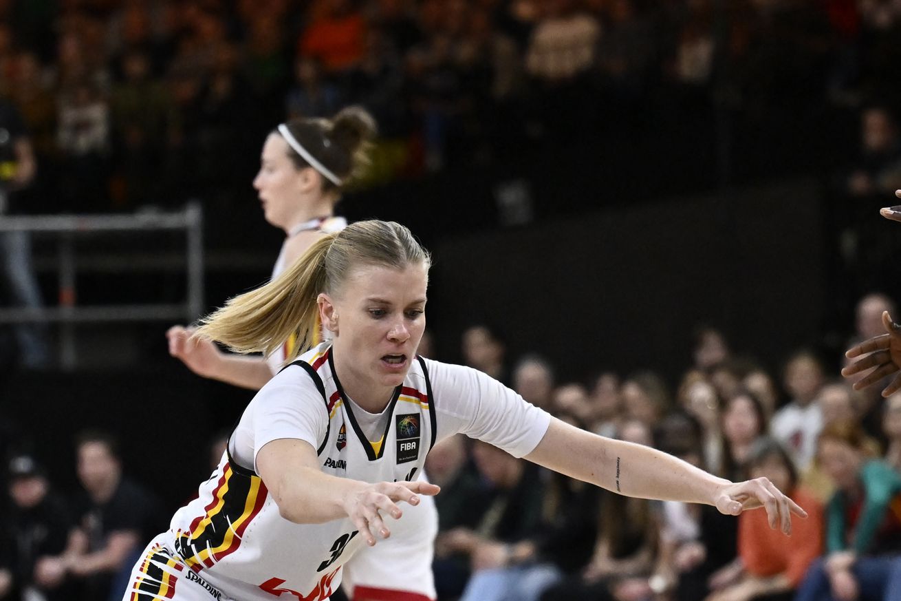 BASKET-OLY-2024-QUALIFIER-BEL-SEN