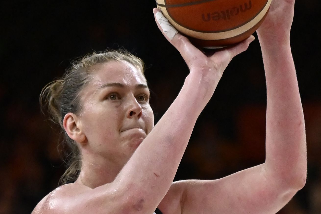 BASKET-OLY-2024-QUALIFIER-BEL-SEN