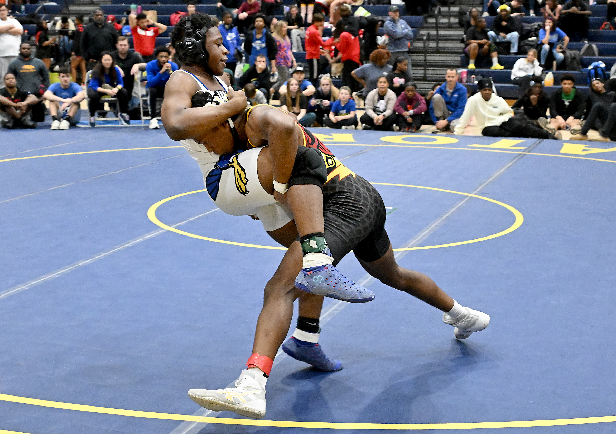 190 Championship Finals - 1st Place Match - Maleek Ayonrinde,...