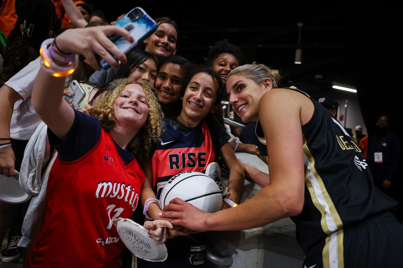 Dallas Wings v Washington Mystics