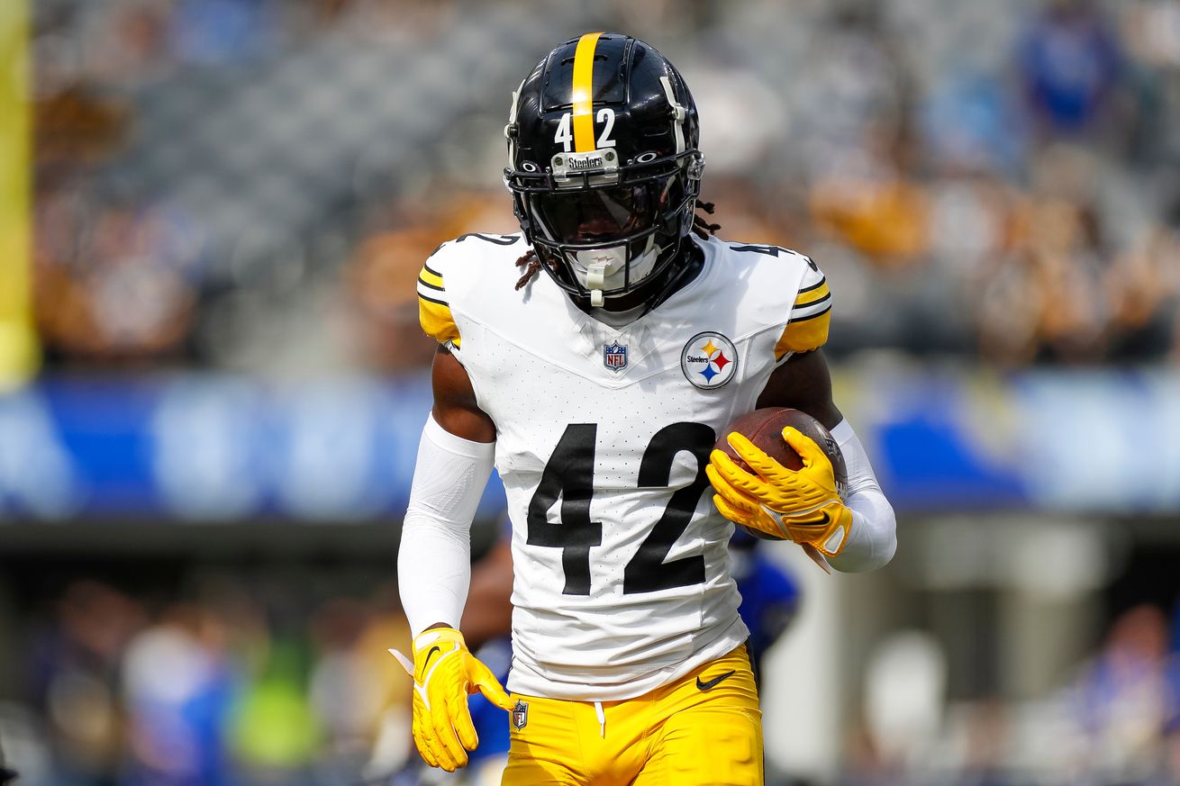 NFL: OCT 22 Steelers at Rams