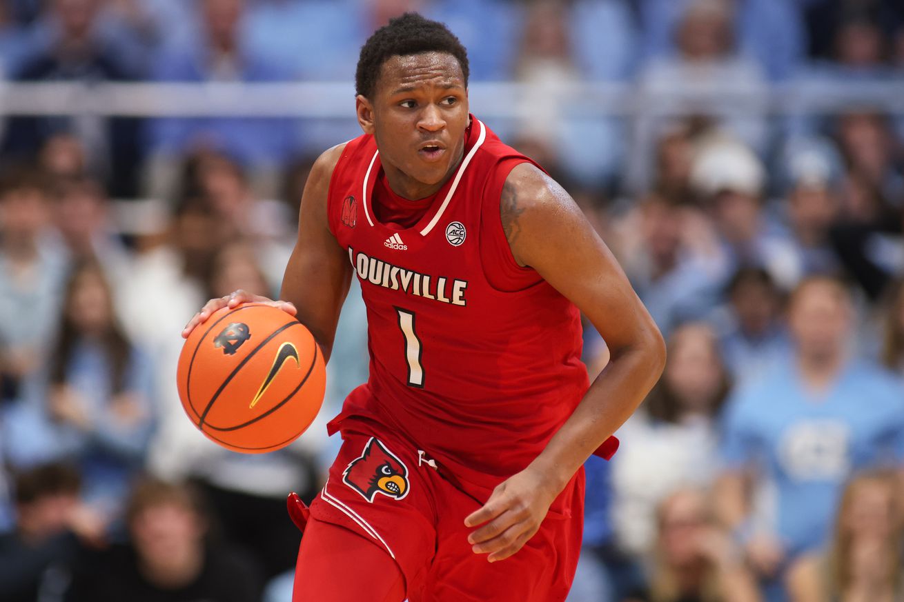 COLLEGE BASKETBALL: JAN 17 Louisville at North Carolina