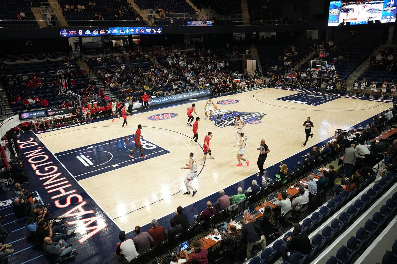 Stony Brook v Charleston