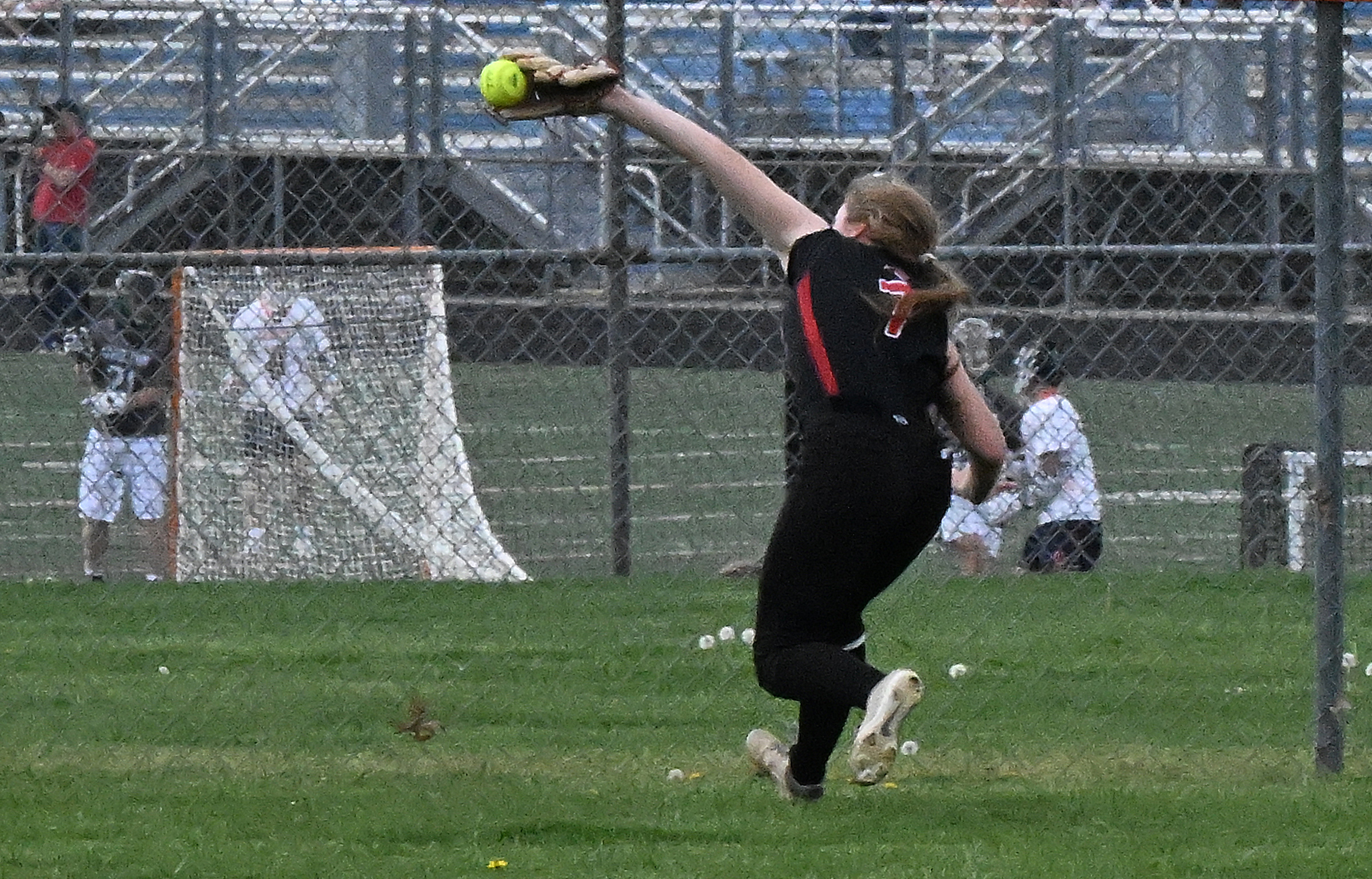 Glenelg #7, Jamie Shaw can't hang on to a catch...