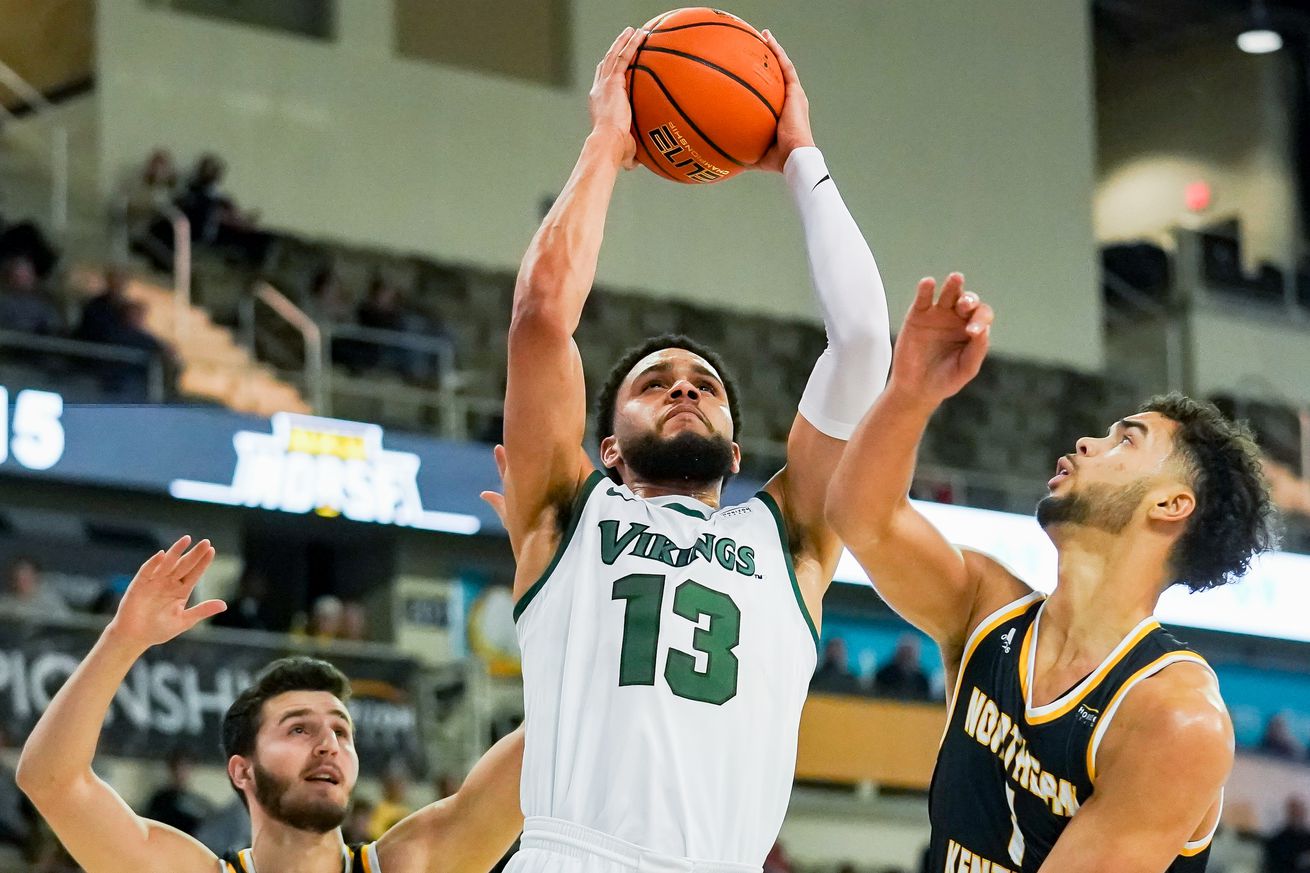 NCAA Basketball: Horizon Conference Tournament Championship