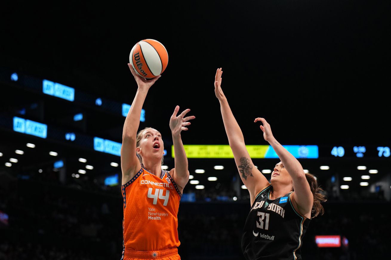 Connecticut Sun v New York Liberty