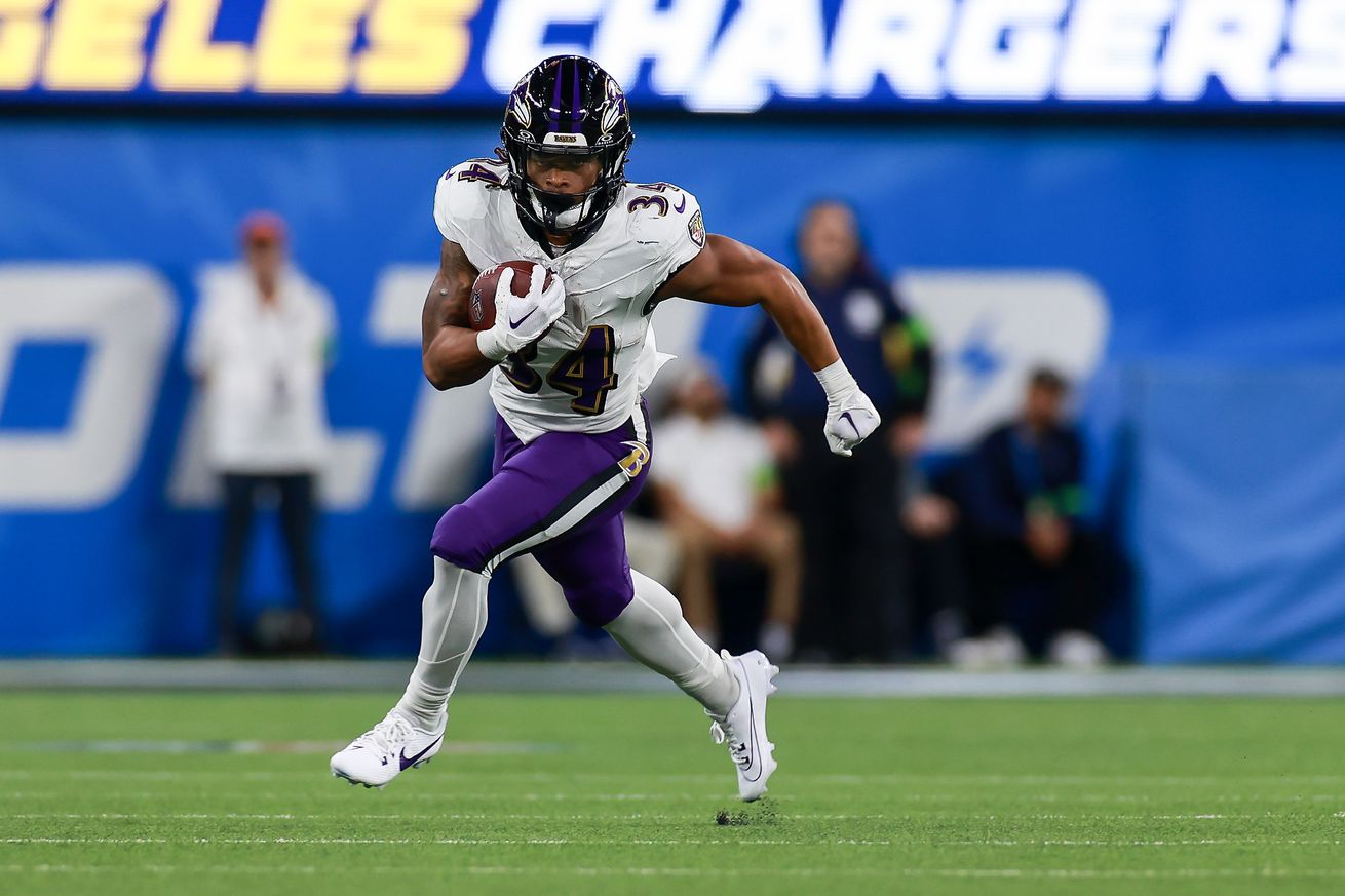 NFL: NOV 26 Ravens at Chargers