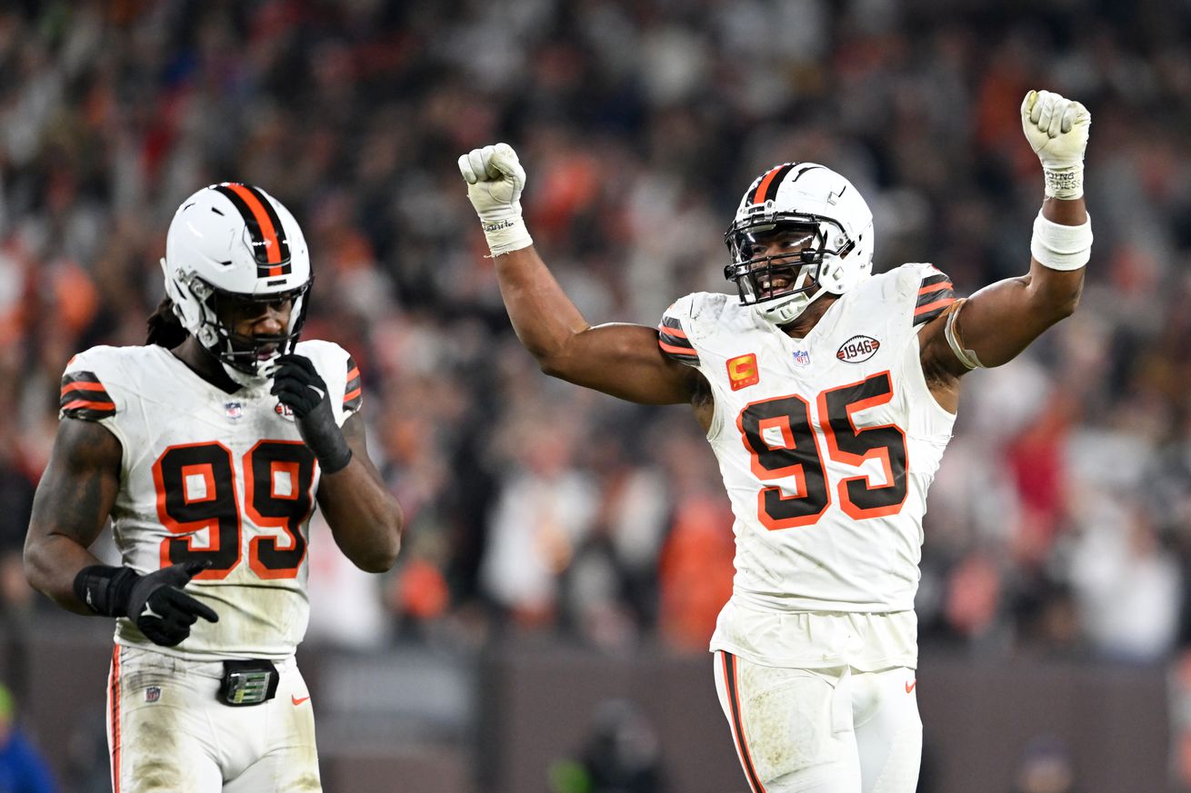New York Jets v Cleveland Browns