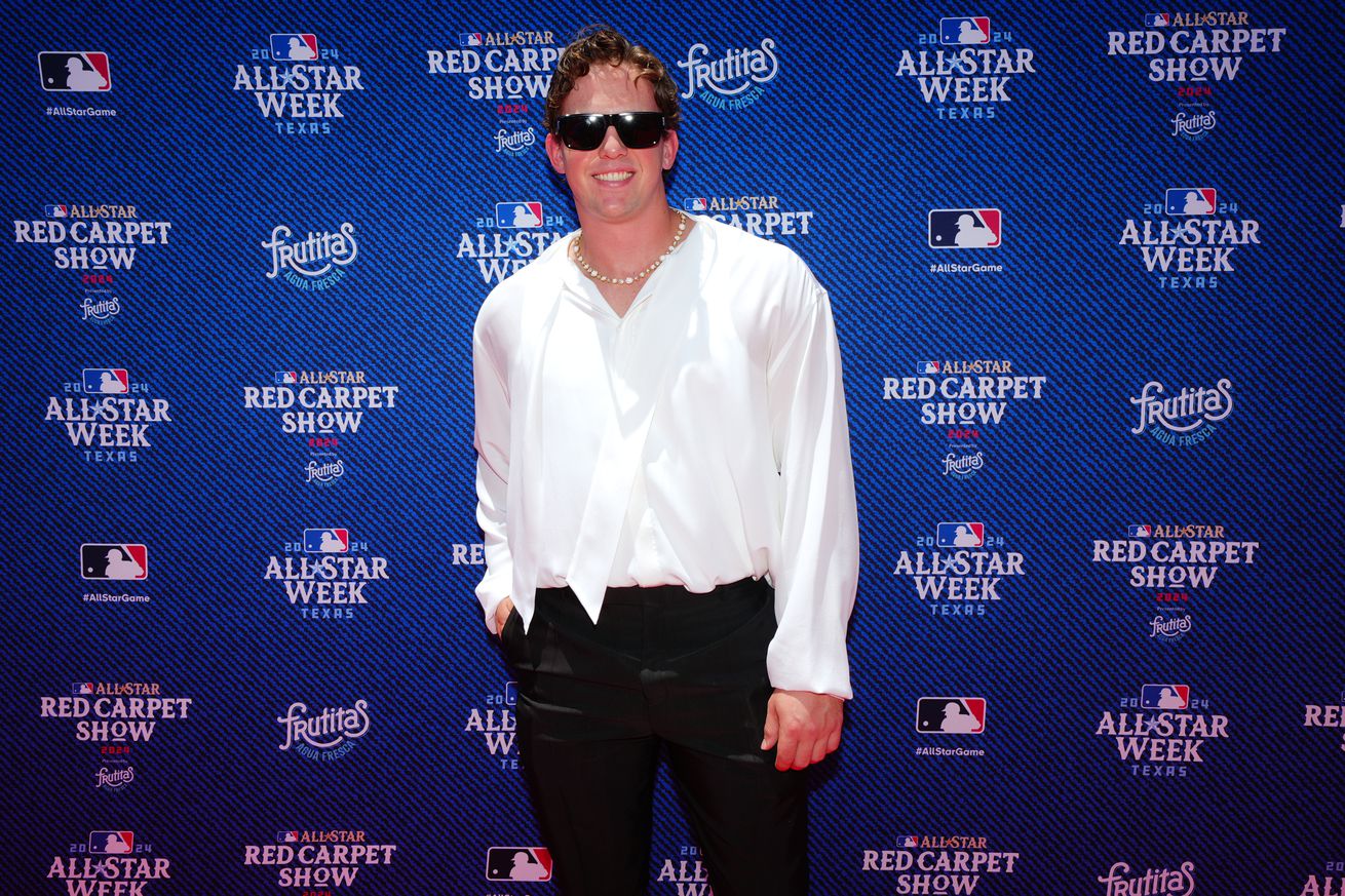 2024 All-Star Red Carpet Show presented by Frutitas Agua Fresca