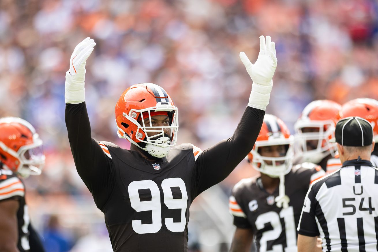 NFL: New York Giants at Cleveland Browns