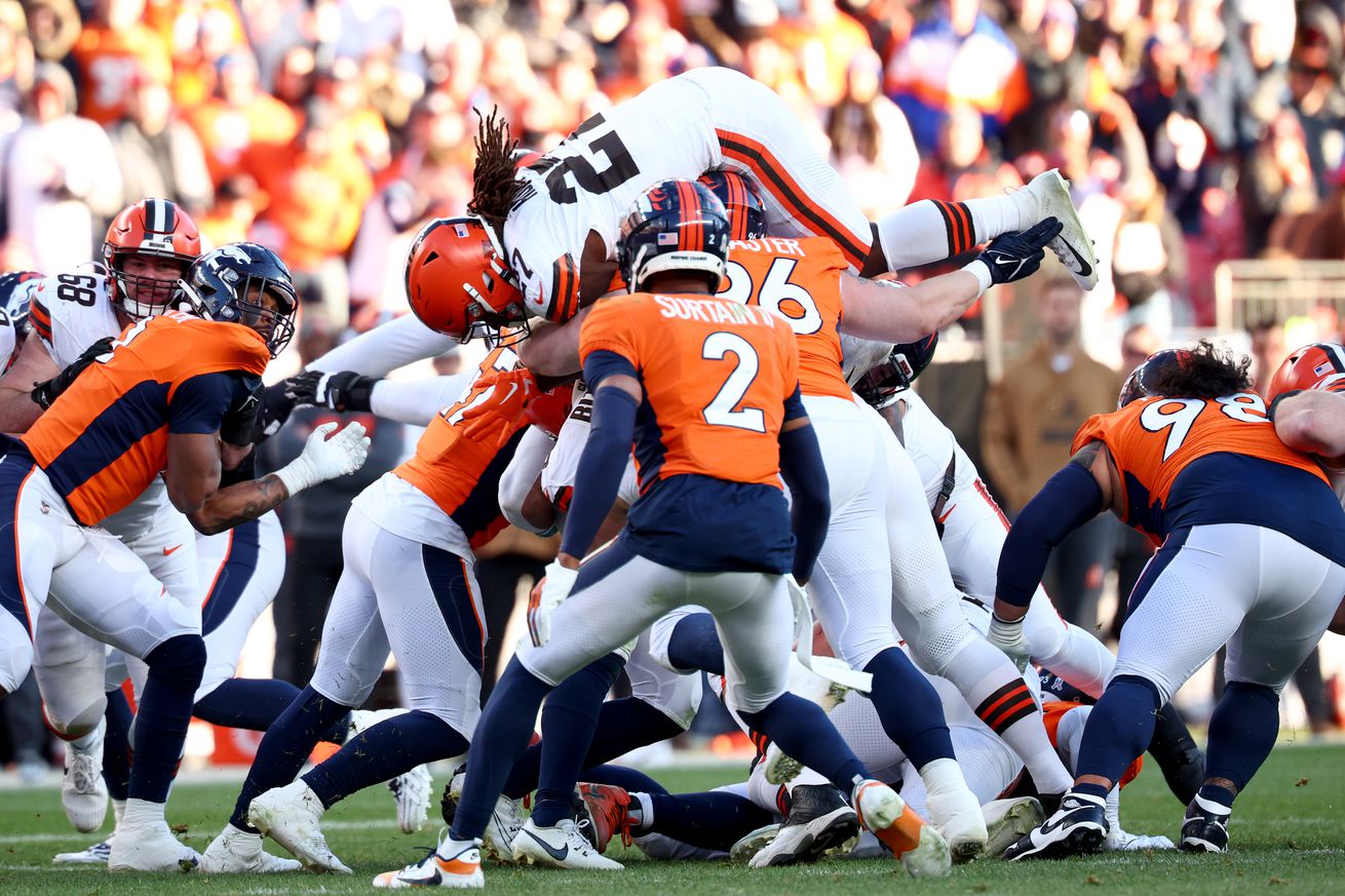 Cleveland Browns v Denver Broncos