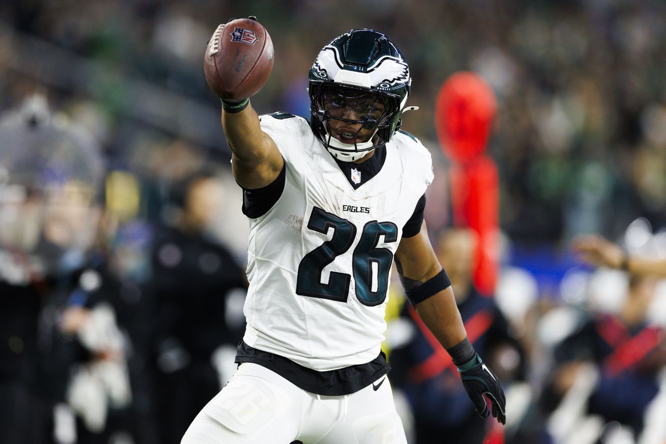 Philadelphia Eagles v Los Angeles Rams