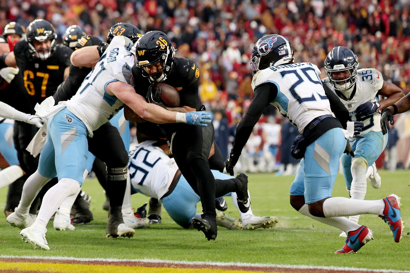 Tennessee Titans v Washington Commanders