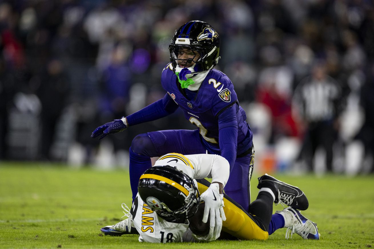 Pittsburgh Steelers v Baltimore Ravens