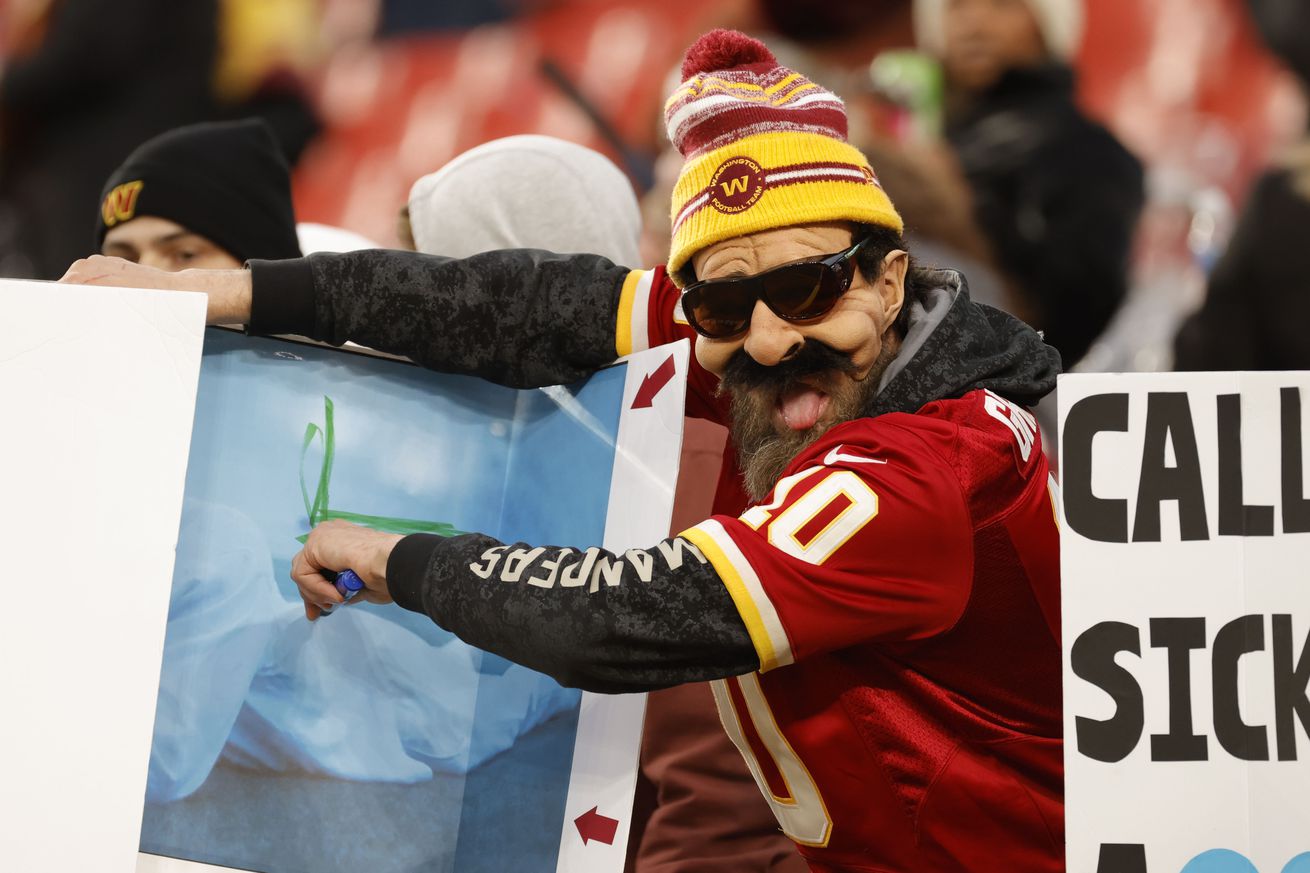 NFL: Tennessee Titans at Washington Commanders