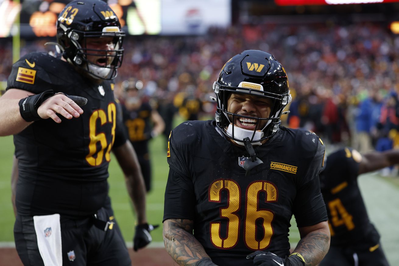 NFL: Tennessee Titans at Washington Commanders