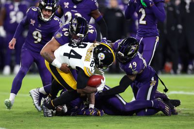 Pittsburgh Steelers v Baltimore Ravens
