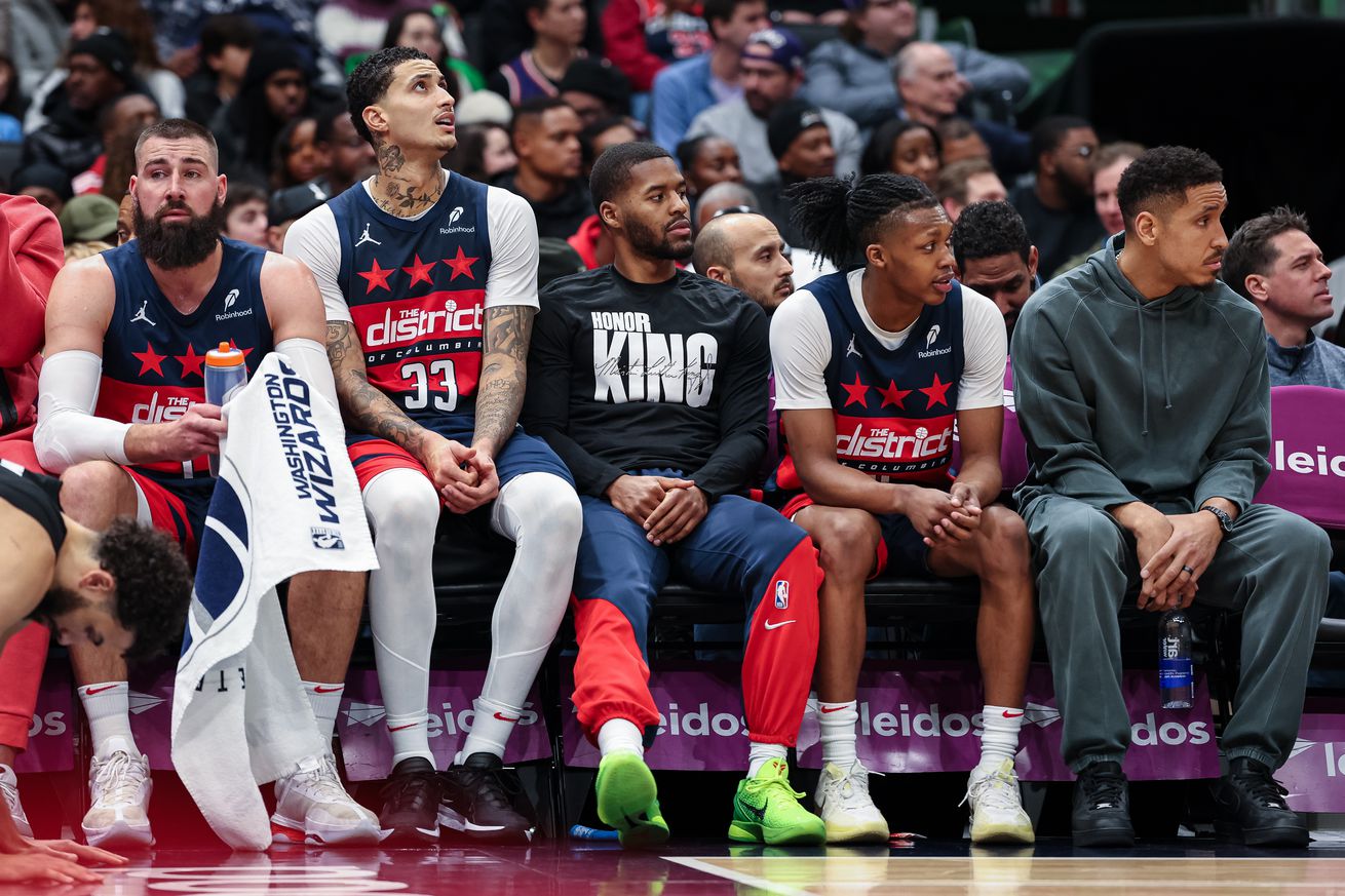 Phoenix Suns v Washington Wizards