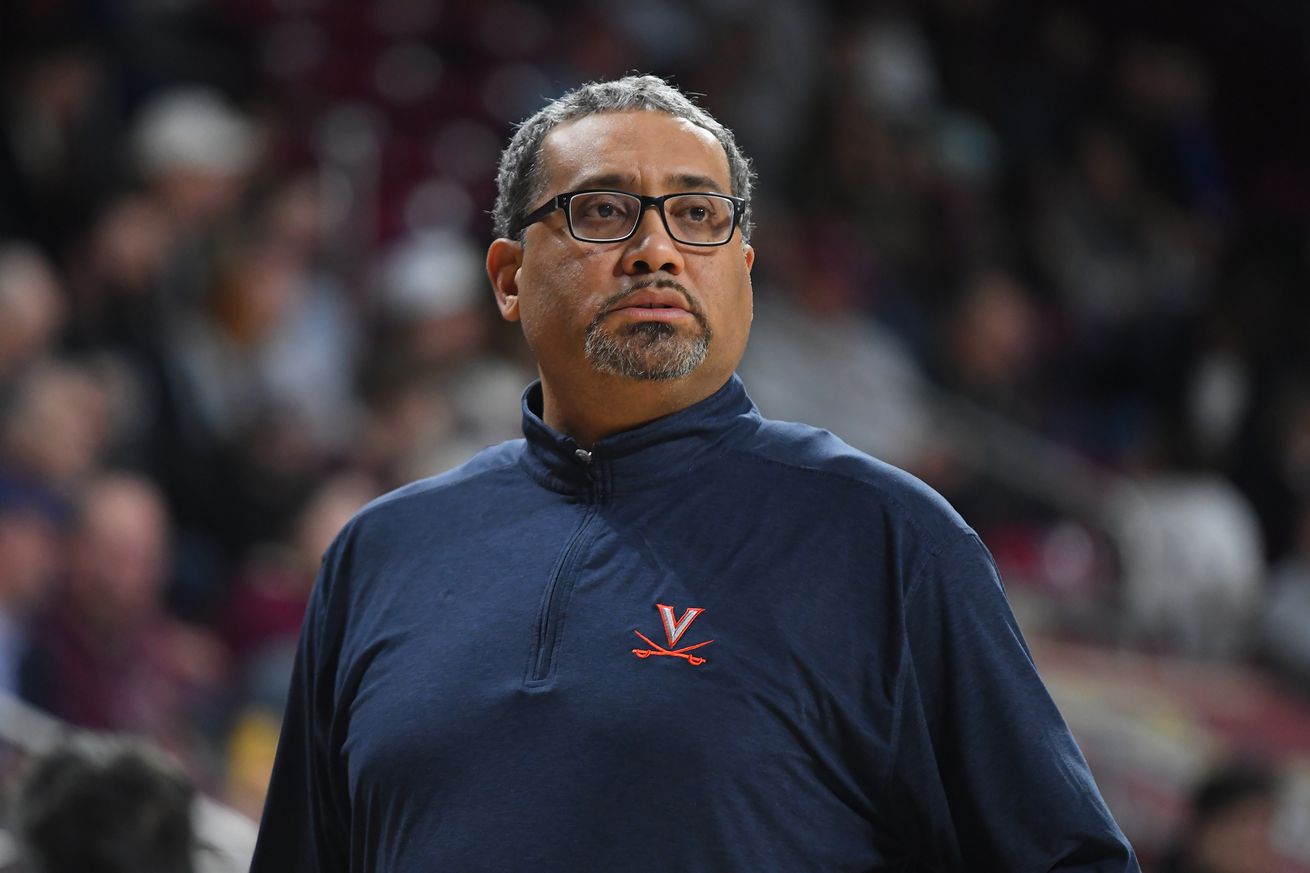 COLLEGE BASKETBALL: FEB 22 Virginia at Boston College