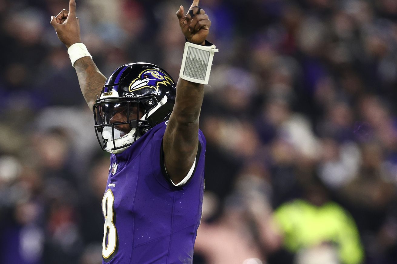 AFC Wild Card Playoffs: Pittsburgh Steelers v Baltimore Ravens
