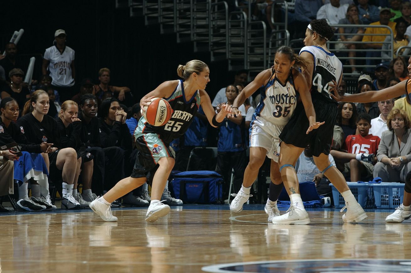 Hammon drives around Burgess