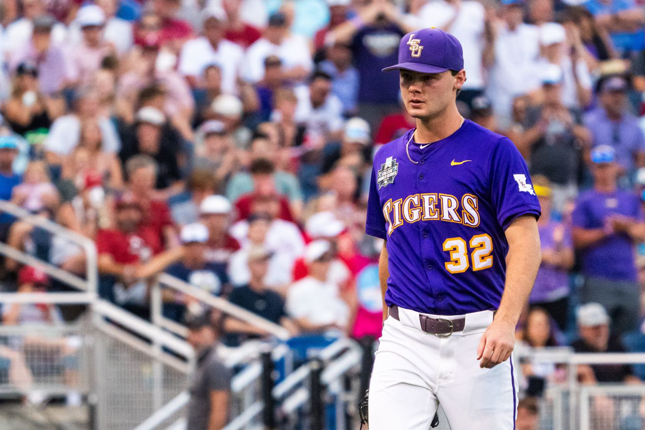 NCAA Baseball: College World Series-Arkansas v LSU