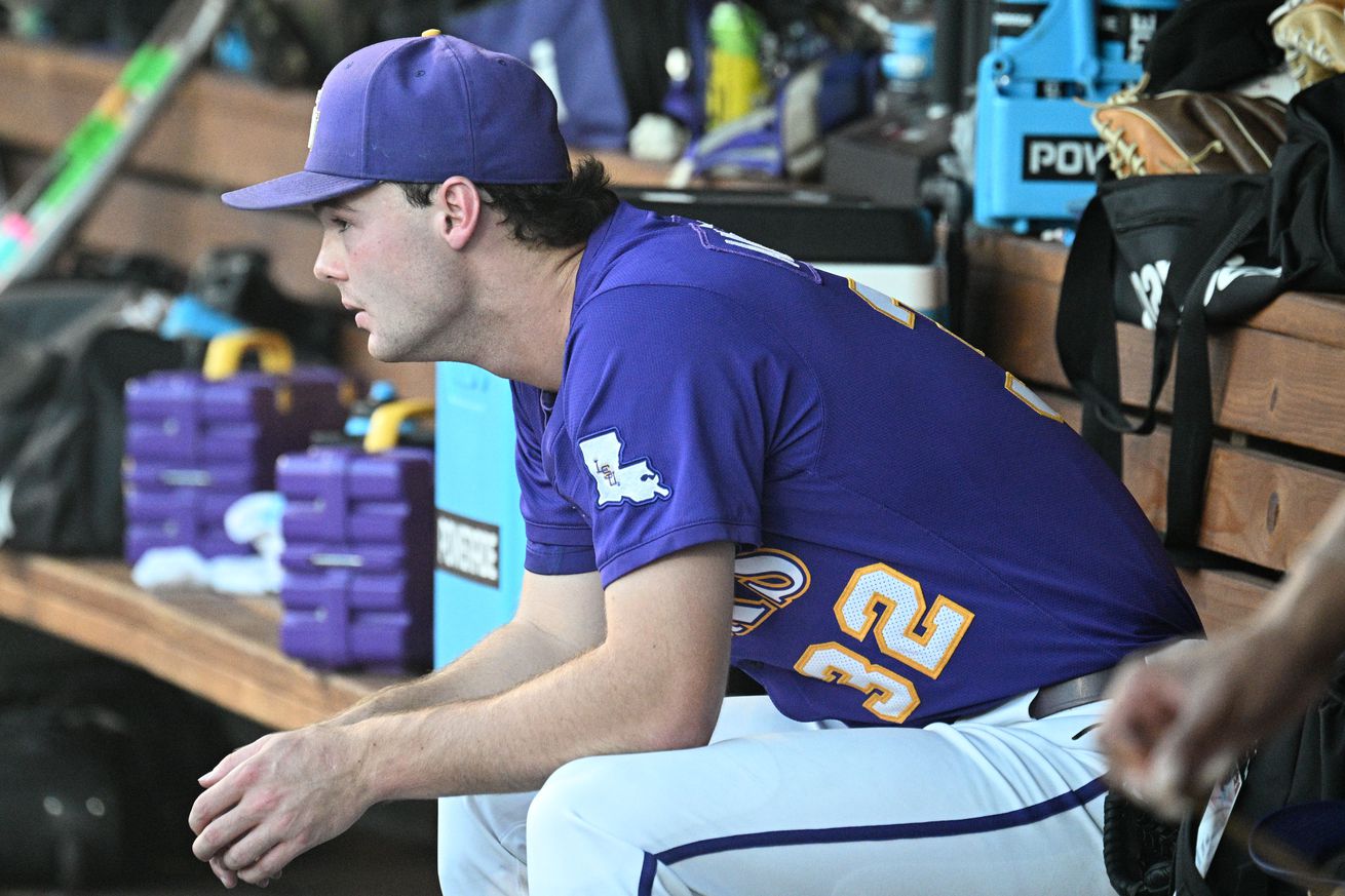 NCAA Baseball: College World Series-Coastal Carolina v LSU