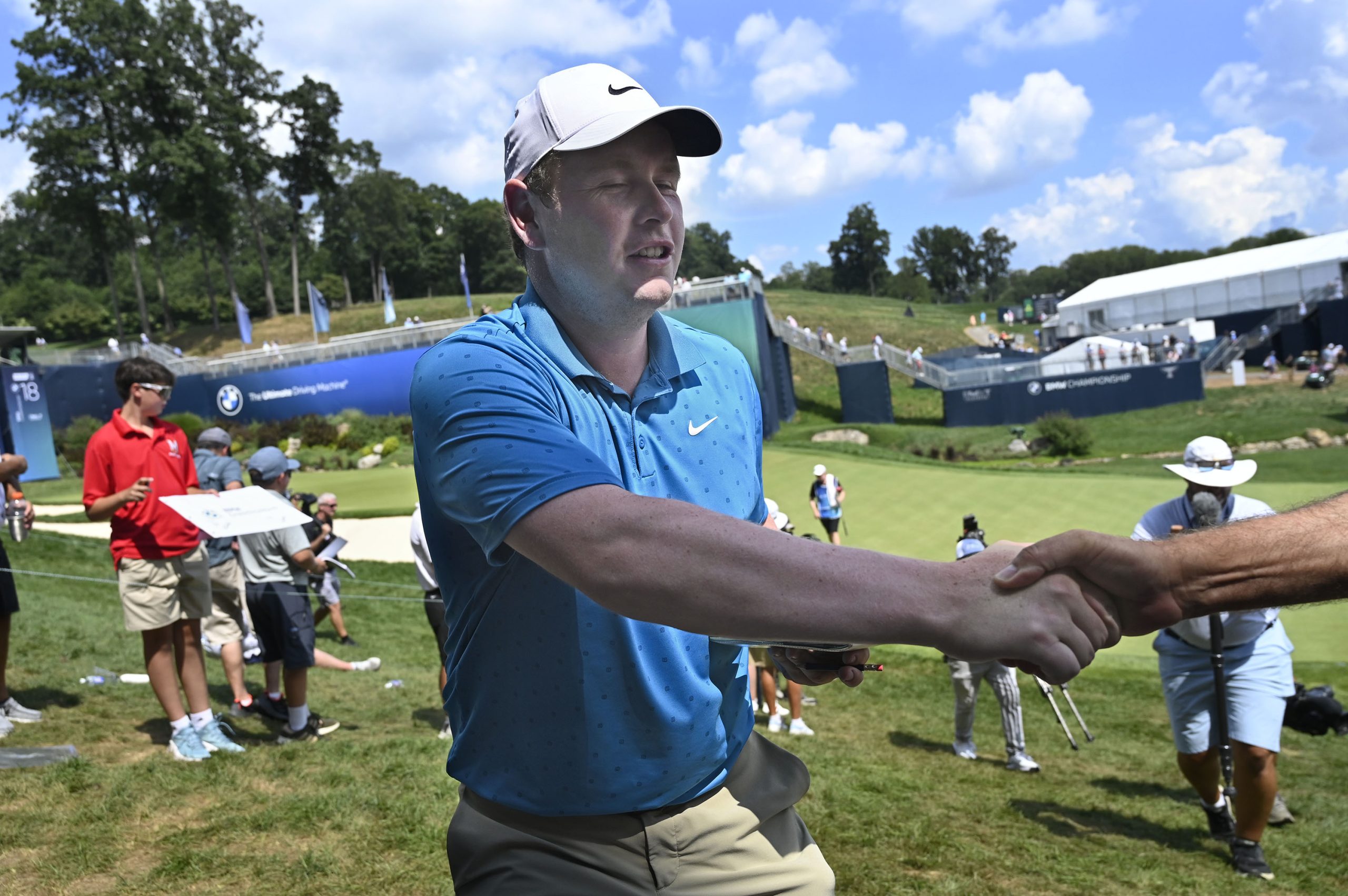 Robert MacIntyre held on to his lead at the BMW...