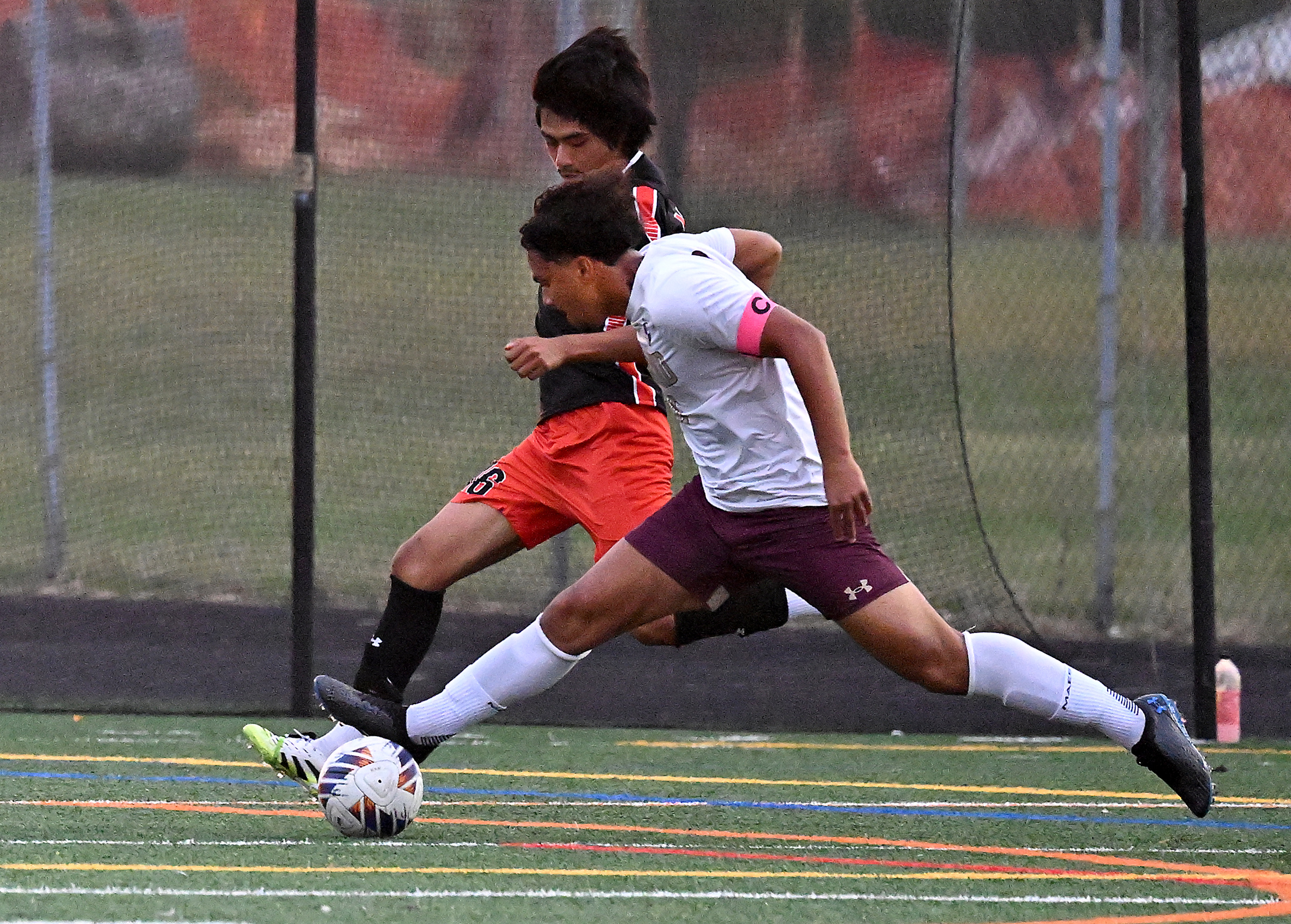 Hammond #16, Drew O'Neil catches and steals the ball from...