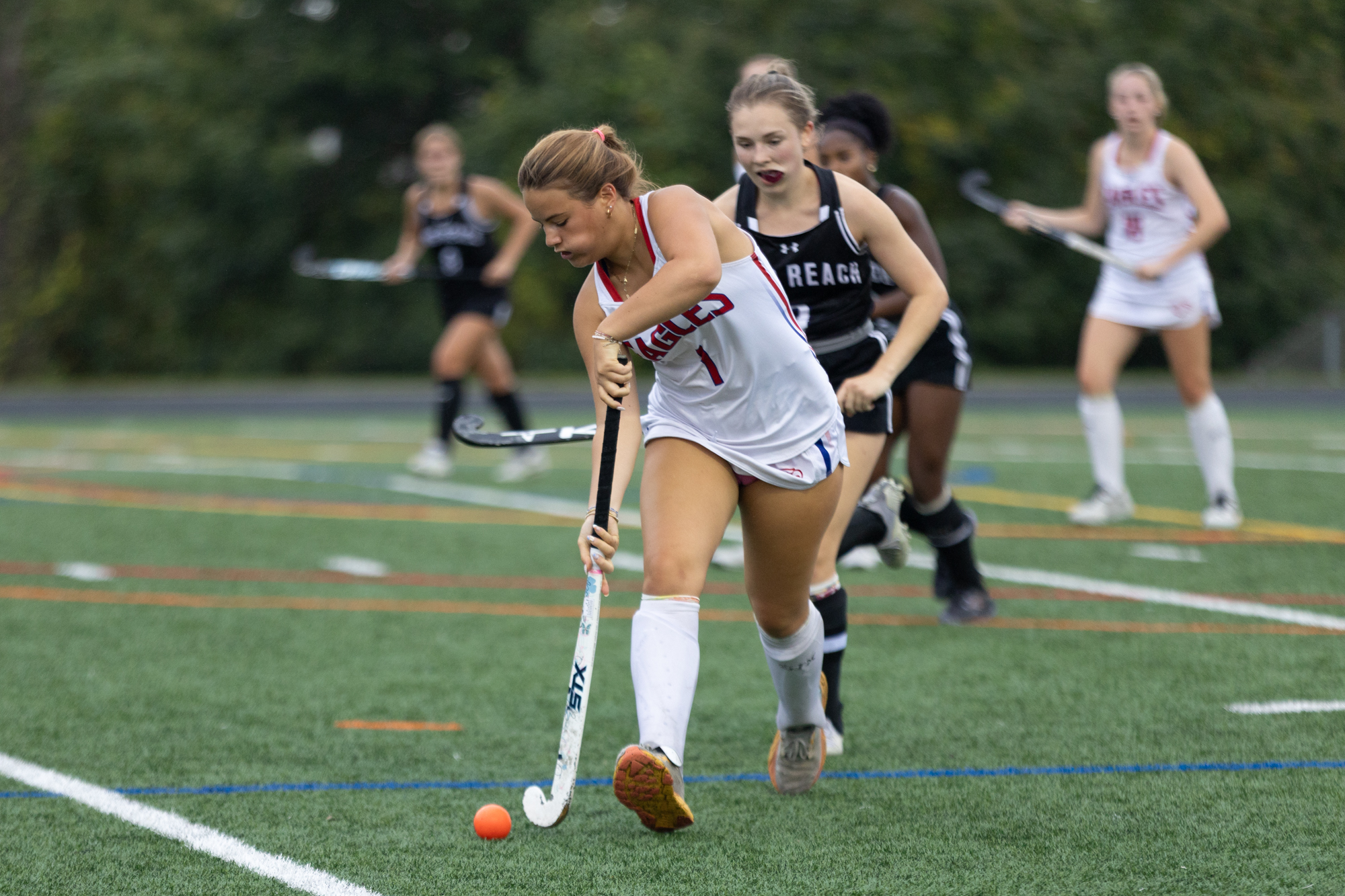 Hannah Elpus handles the ball during the game between Long...