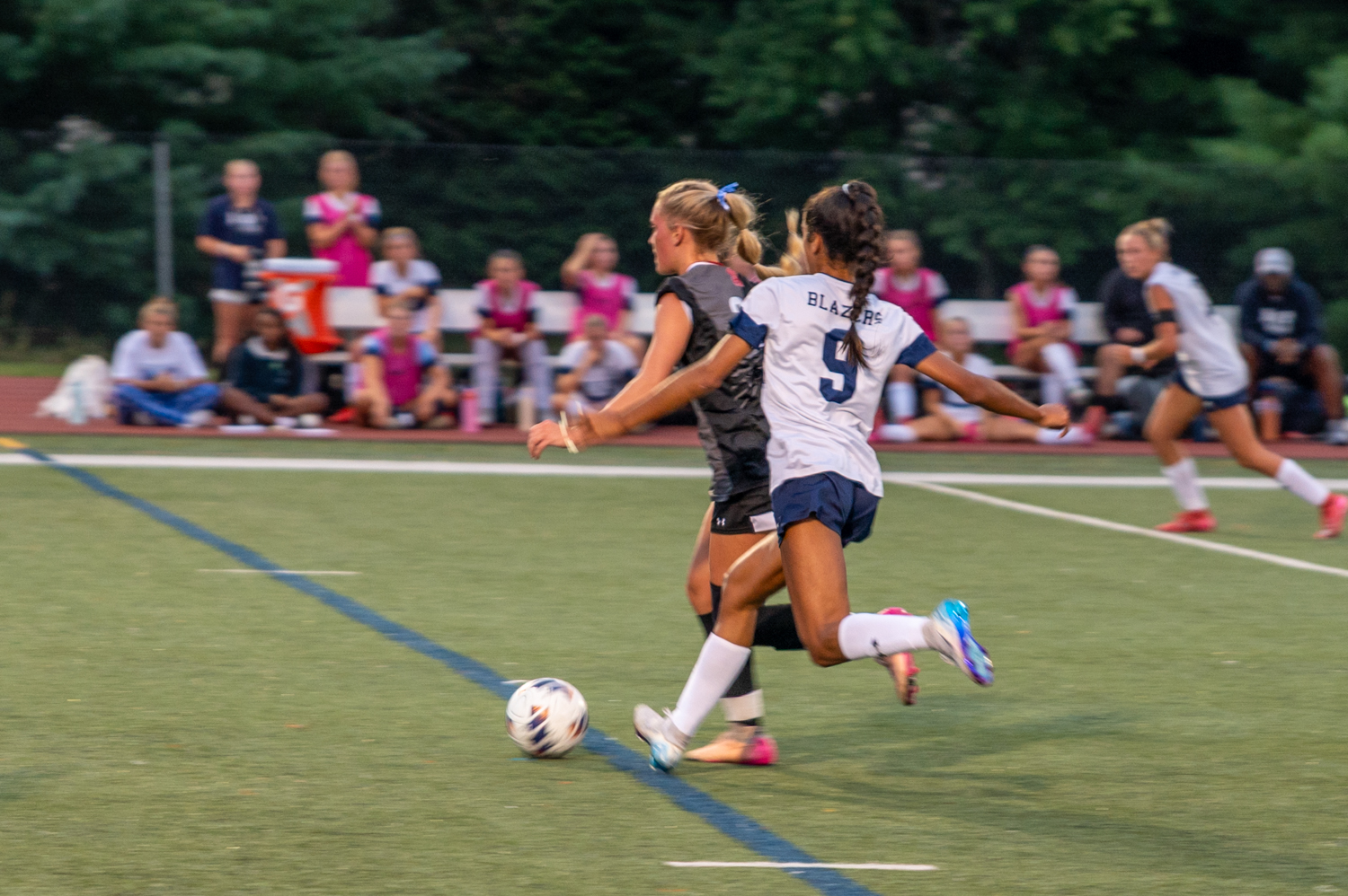Spalding’s Sophie Bresnan takes possession of the ball as Notre...
