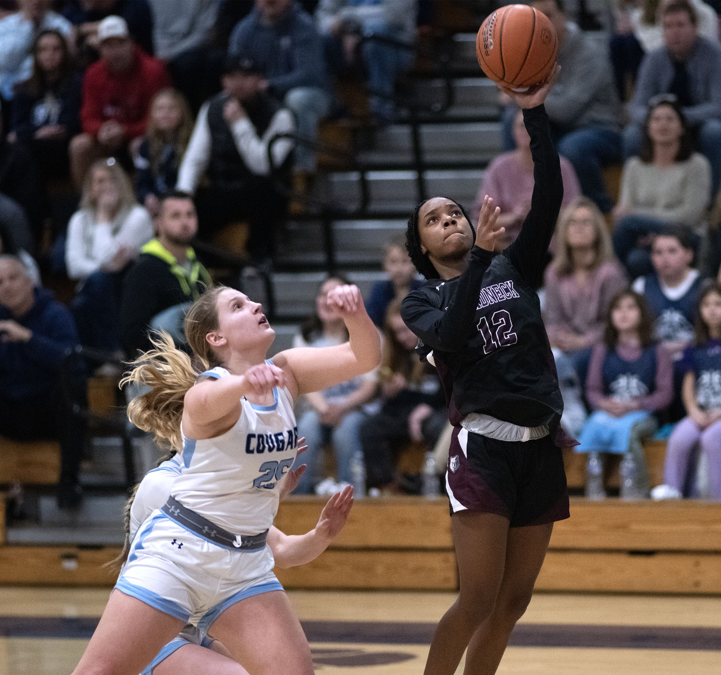 Jan. 23, 2026- Broadneck’s Carmen Hubbard shoots against Chesapeake’s Kiery...