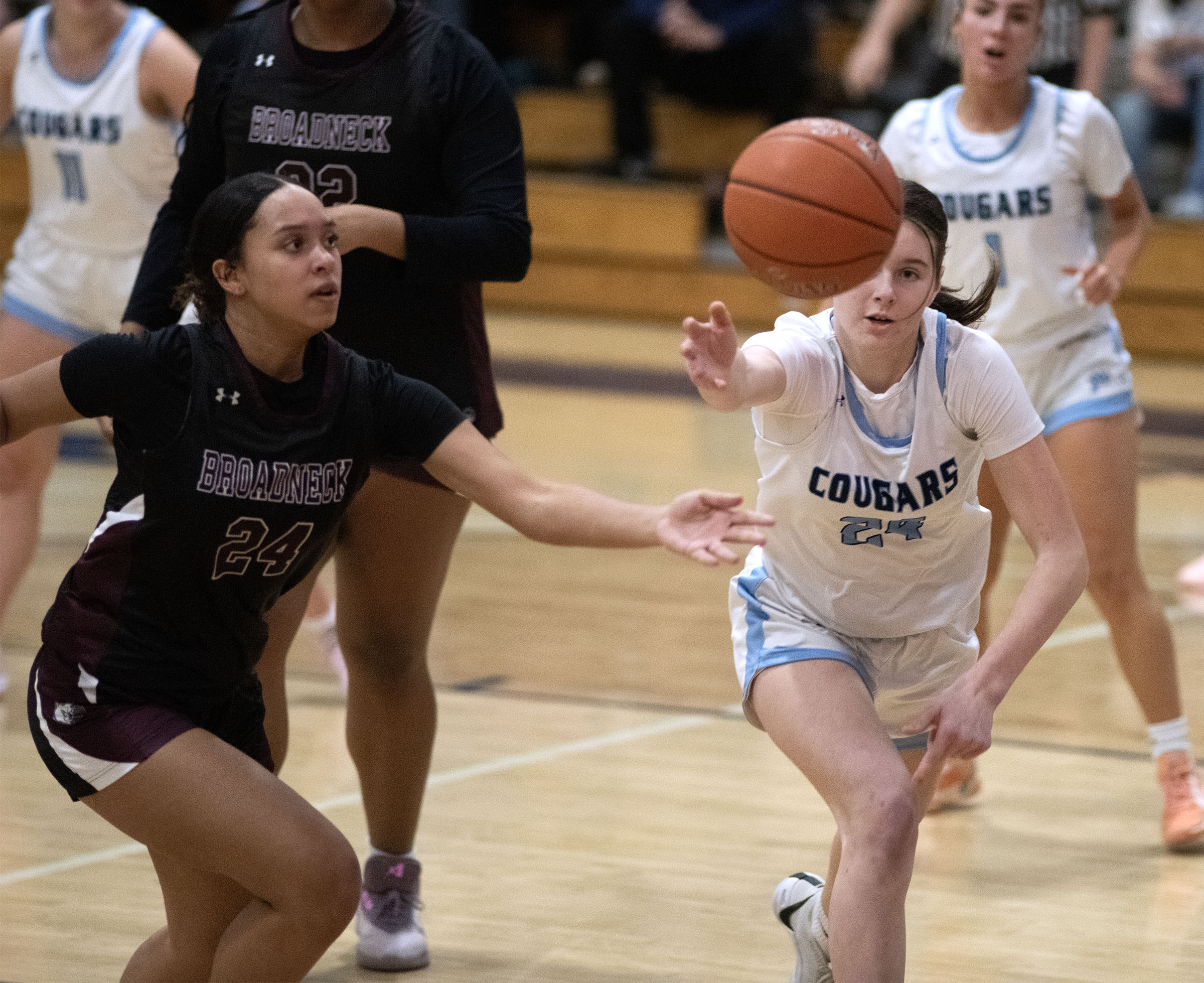 Jan. 23, 2026- Broadneck’s Kileigh Perkins, left, and and Chesapeake’s...