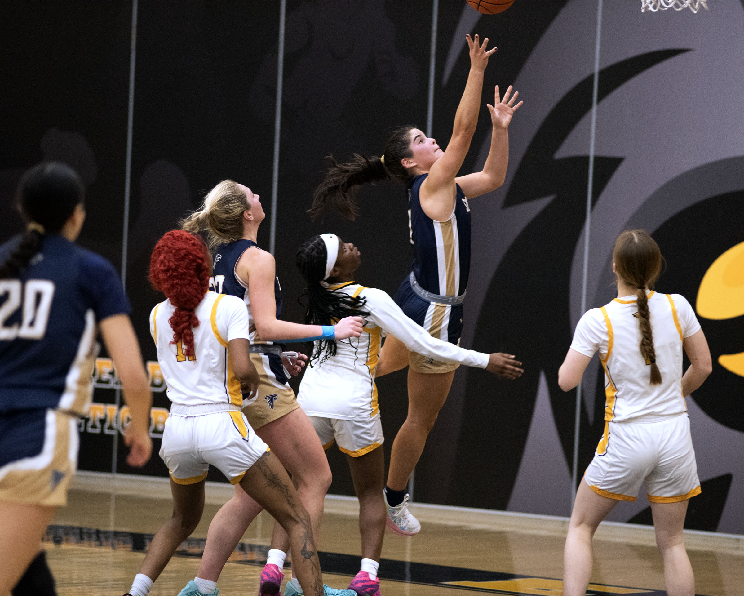 Jan. 13, 2026- Severna Park’s Maria Bragg shoots against Northeast...